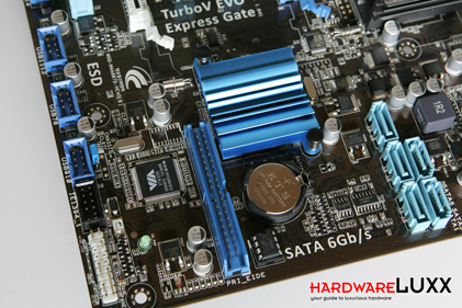 ASUS_880_4_rs
