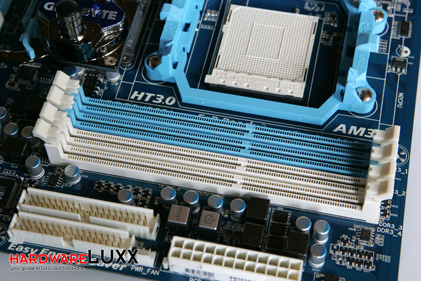 Gigabyte890FX_03_rs