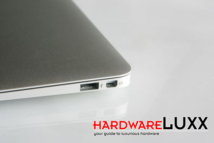 MacBookAir_1_rs