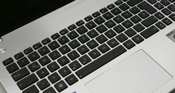 ASUS N56