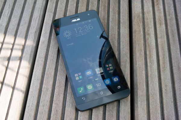 ASUS ZenFone 5 LTE: Gut verarbeitet und mehr Speicher, aber mittelmäßige Leistung und Kamera sowie schlechte Laufzeiten