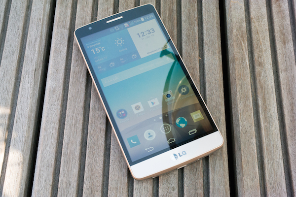 LG G3 s: Kompaktes und wertiges Gehäuse sowie interessante Zusatzfunktionen, aber Kamera und Laufzeiten enttäuschen