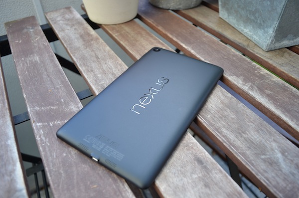 Die gummierte Rückseite sorgt für einen guten Halt