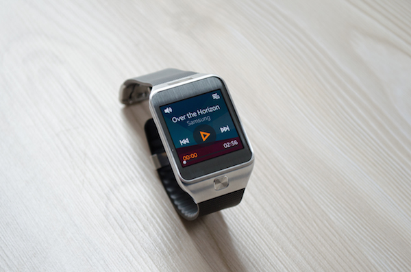 Der integrierte Mediaplayer gefällt beim Sport, die Befüllung ist aber umständlich