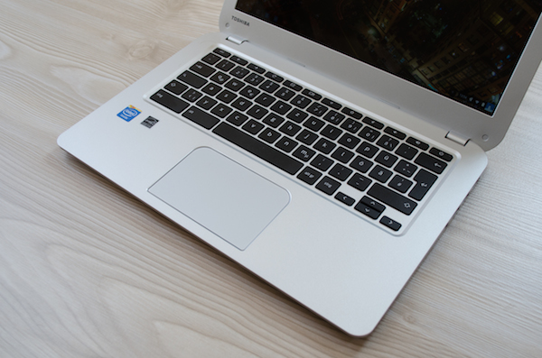 Tastatur mit uneinheitlichem Druckpunkt, Touchpad-Tasten mit zu hohem Hub