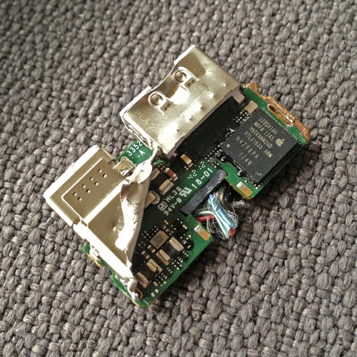 apple-lightning-av-2-rs