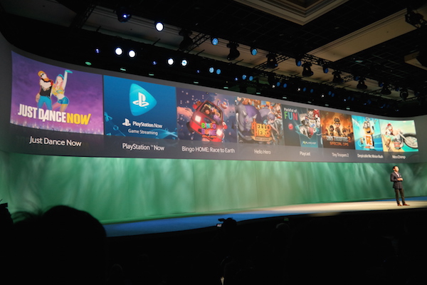 Zu den Software-Highlights gehören Tizen als Basis und Zusatzdienste wie PlayStation Now