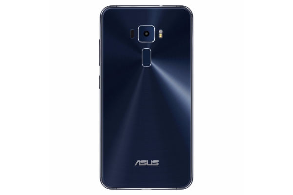 Beim ZenFone 3 setzt ASUS auf viel Glas