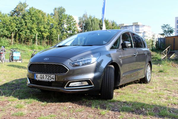 Der S-MAX gehört zu den ersten Modellen, die Ford in Europa mit SYNC 3 anbietet