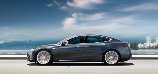 Mit 100 kWh großem Akku soll das Model S 100D eine Reichweite von mehr als 600 km erreichen