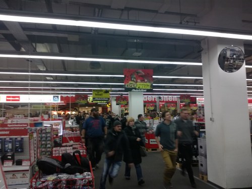 PS4 Launch2